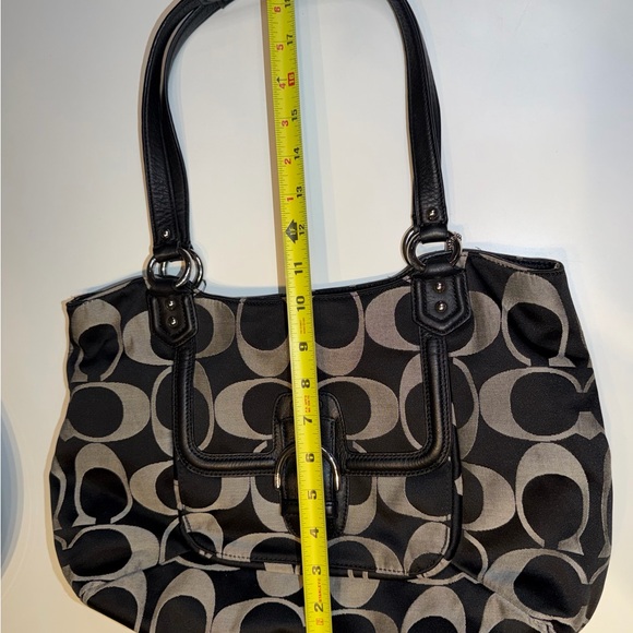 Coach Black and Cream Shoulder Bag - Picture 8 of 12